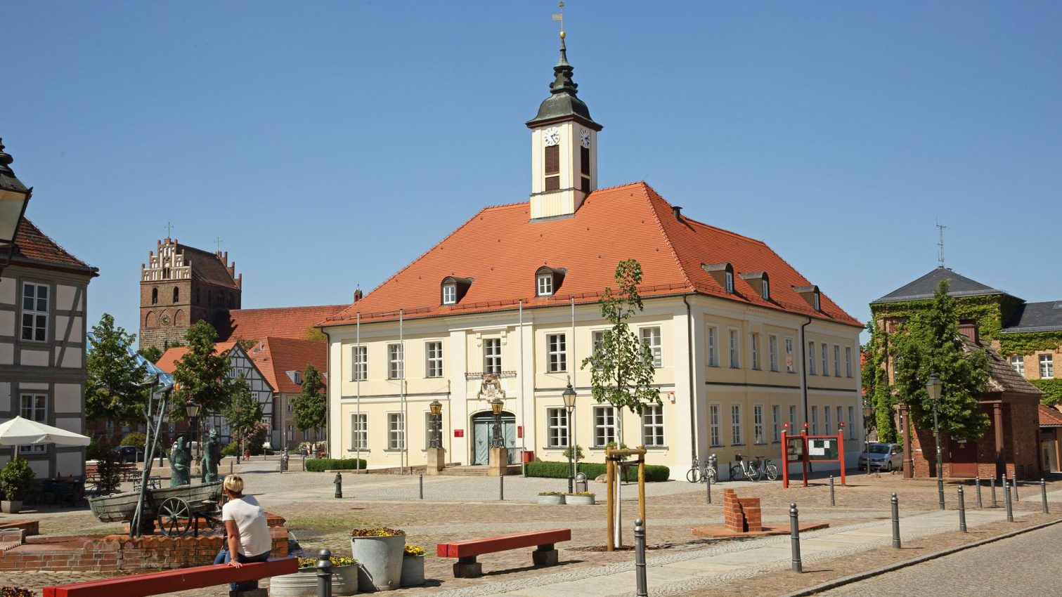 Rathaus und Marktplatz von Angermünde